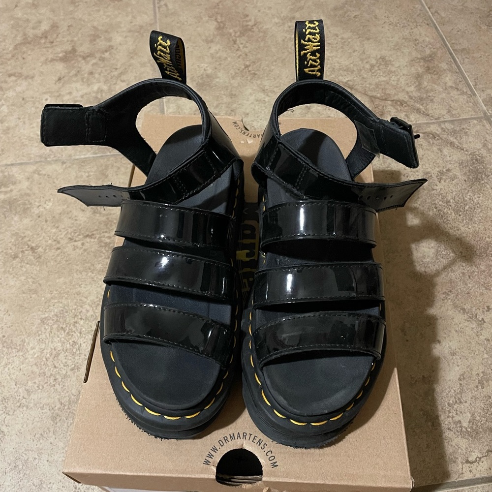 Dr Martens Womens Blaire Patent Lamper Black